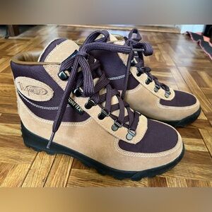 Vasque Skywalk GTX Hiking Boots 9